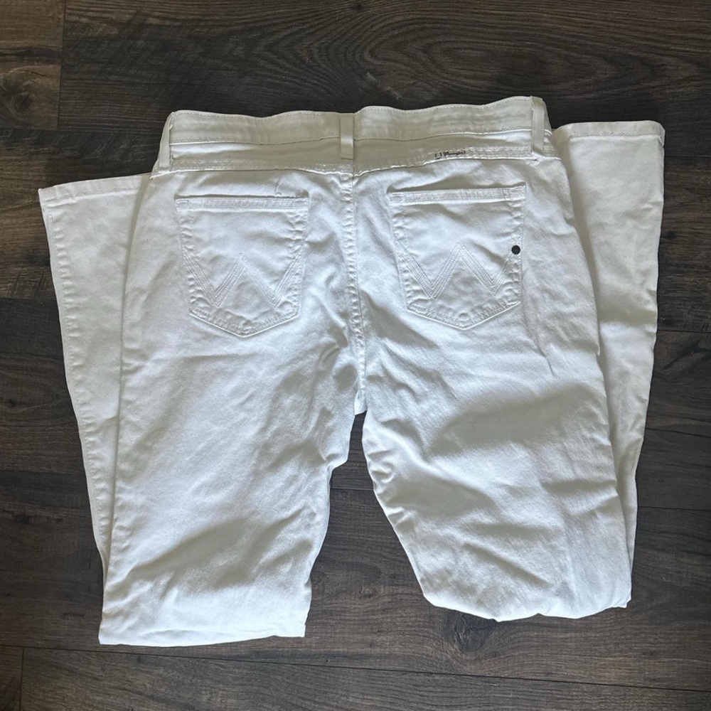 Wrangler White Boot Cut Jeans Lightweight Denim with strech waistband